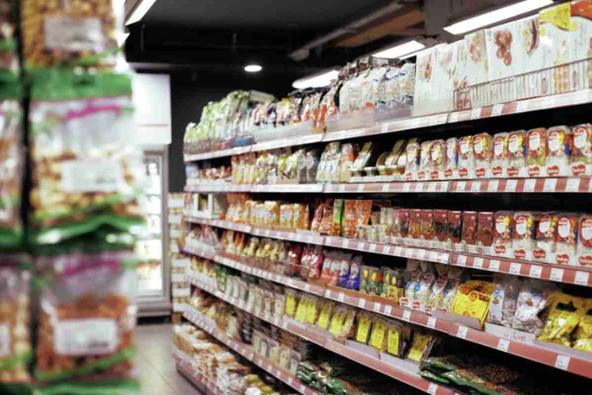 l botulismo insorge dopo ore fino a giorni dall’ingestione della tossina prodotta dal Clostridium botulinum presente negli alimenti
