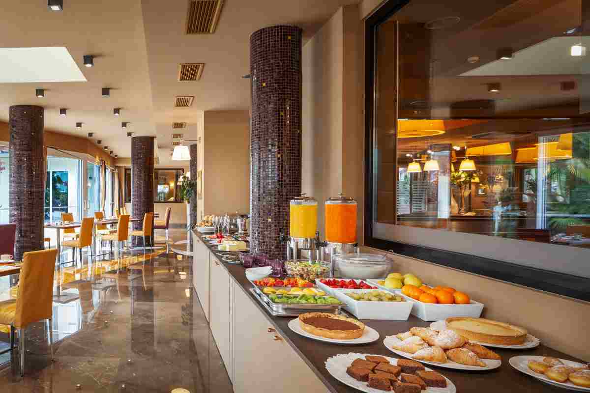Crociera, la verità choc sui buffet infiniti